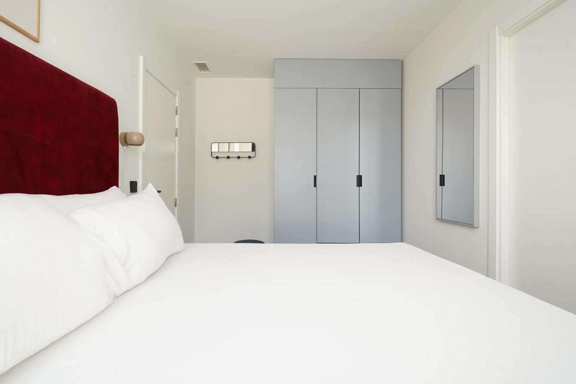 Numa Madrid Sol Aparthotel Exterior photo