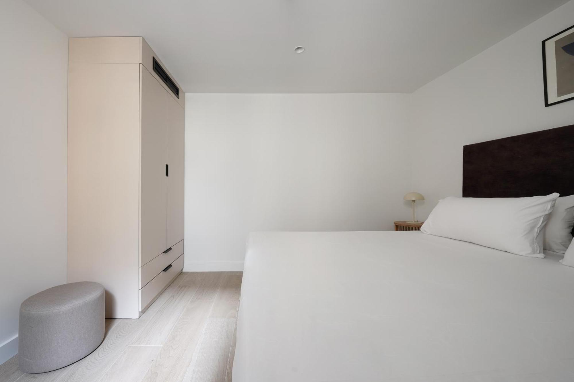 Numa Madrid Sol Aparthotel Exterior photo