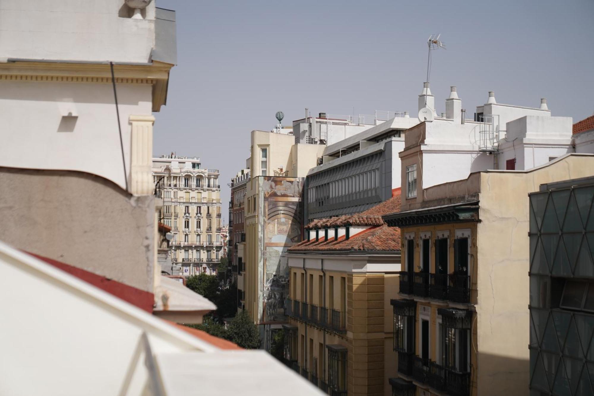 Numa Madrid Sol Aparthotel Exterior photo